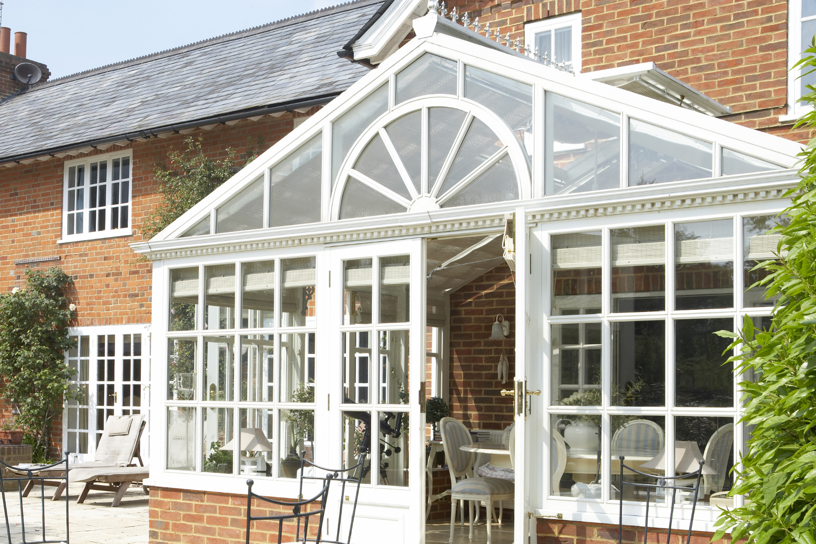 Conservatory build in Epsom